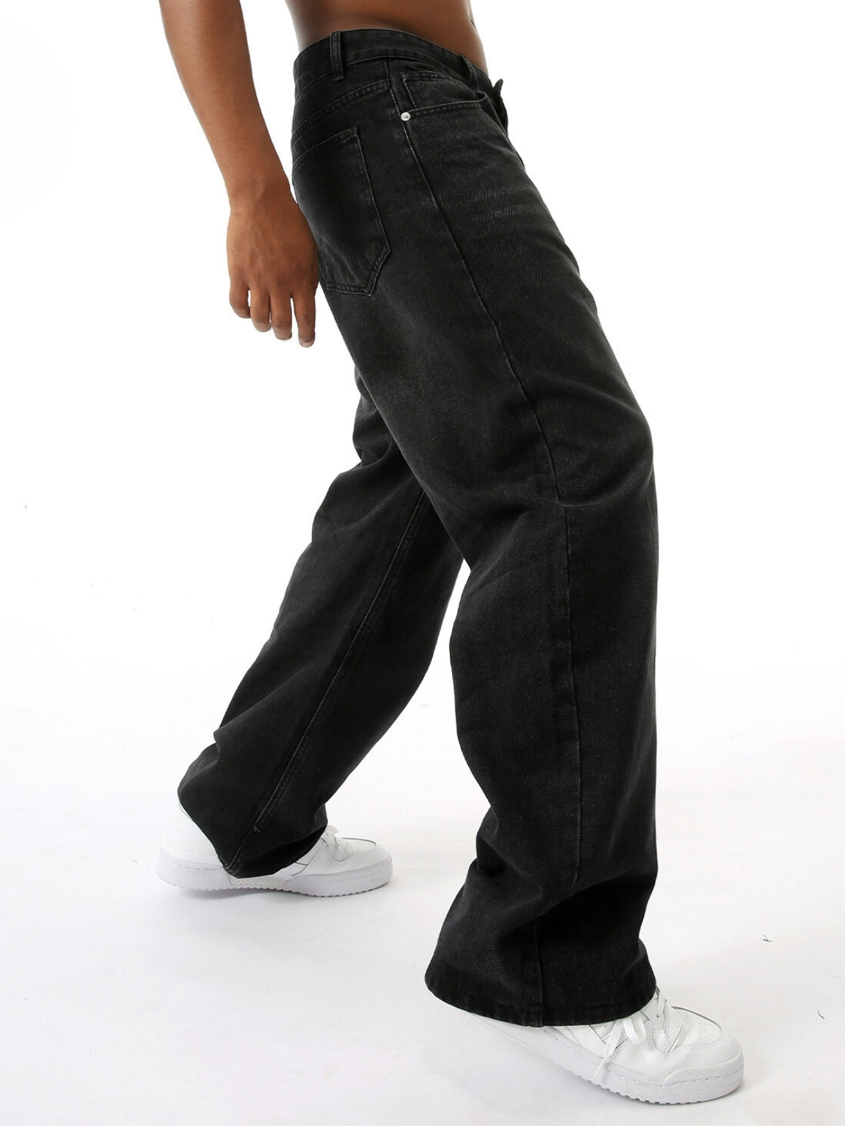BLACKETS - Baggy Basic Jeans | Teenwear.eu