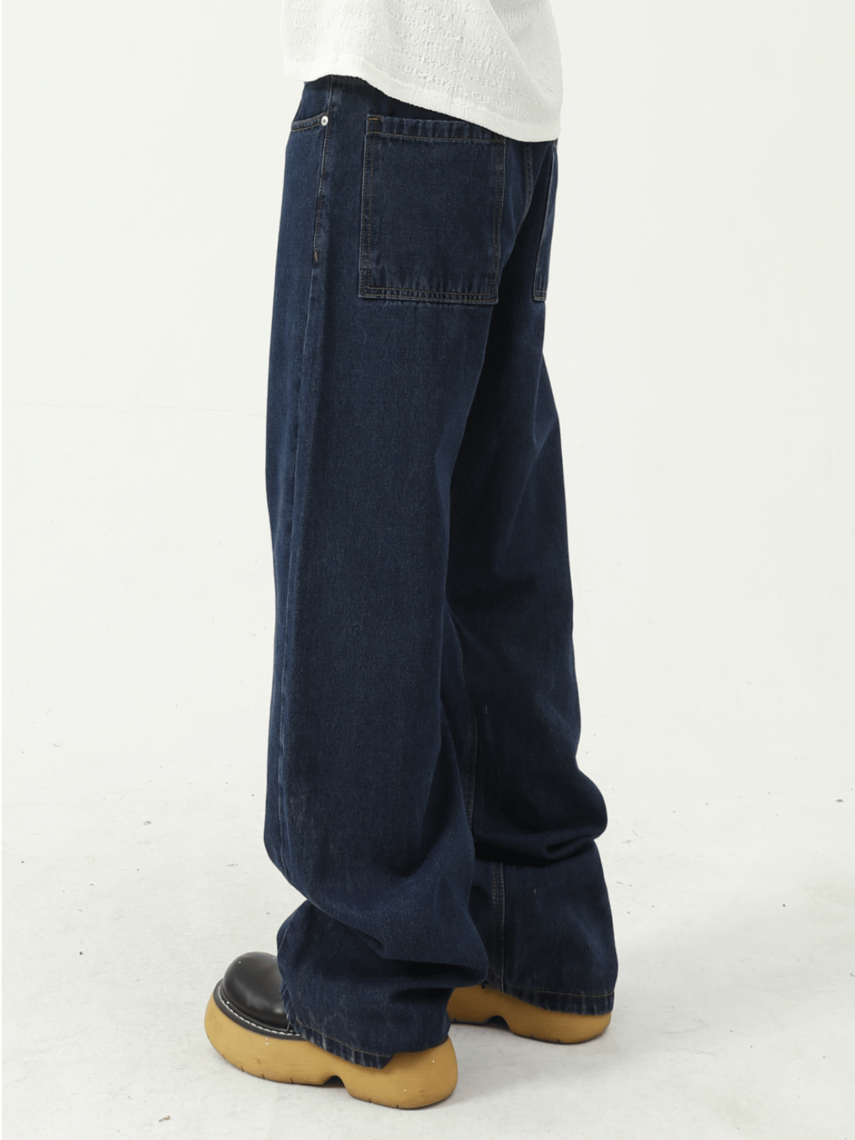REVIVAL - Loose Basic Jeans | Teenwear.eu