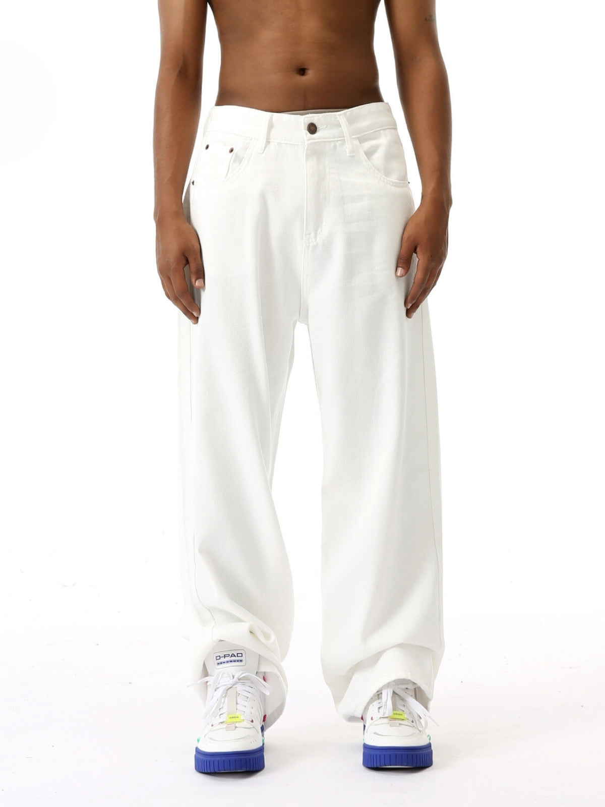 WHITIES - Baggy Basic Jeans | Teenwear.eu