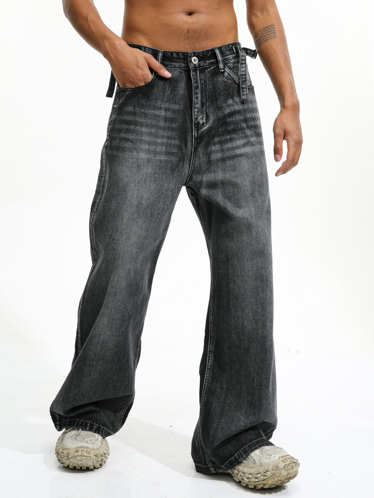 BAGGE - Baggy Basic Jeans | Teenwear.eu