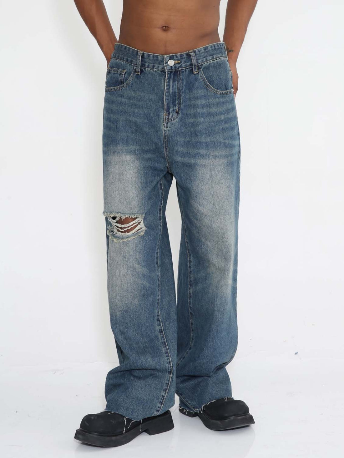 VASEL - Baggy Ripped Washed Jeans | Teenwear.eu