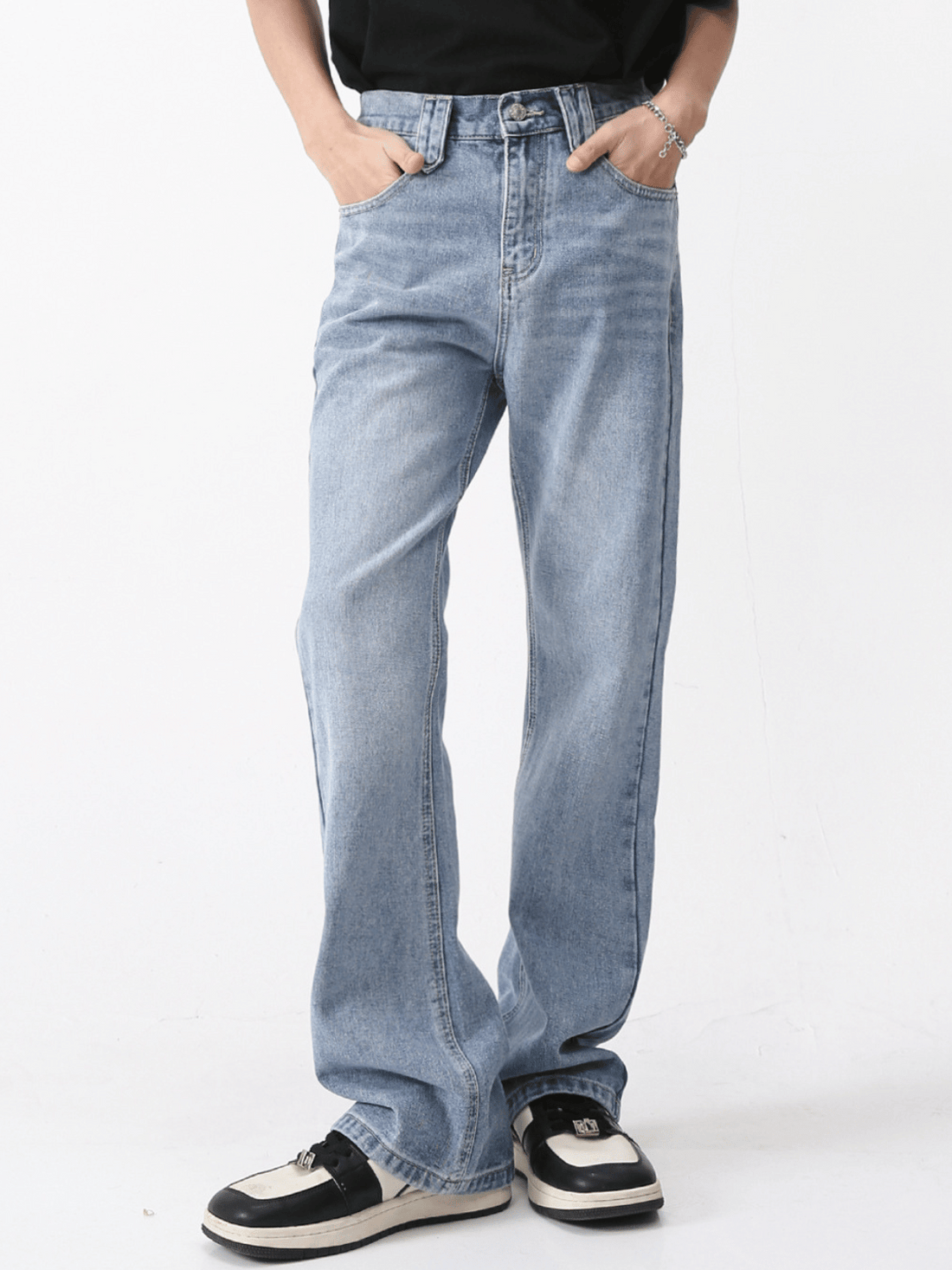 INDIGO - Regular Basic Jeans | Teenwear.eu