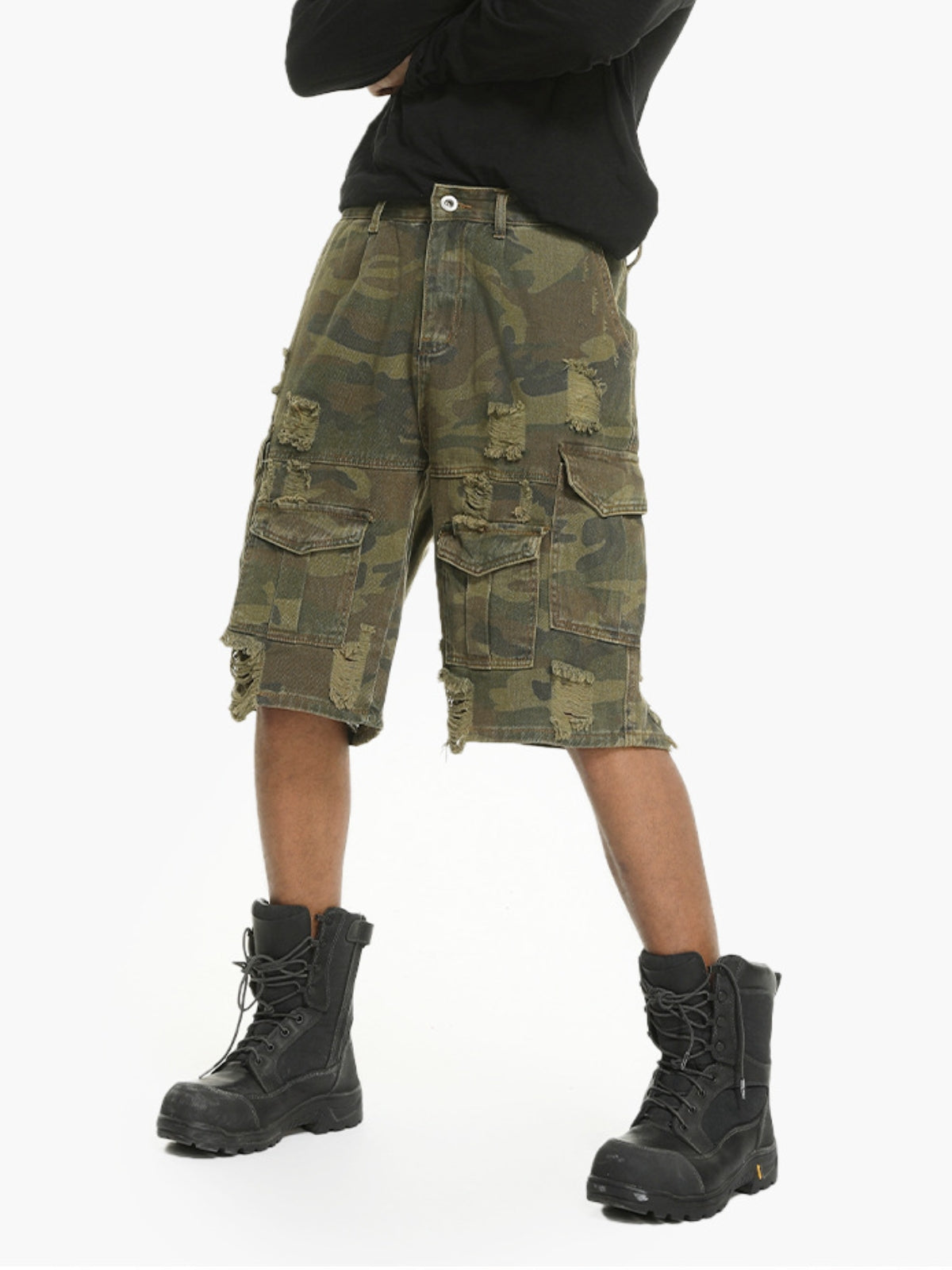 CAMESTRO - Baggy Camo Cargo Basic Shorts