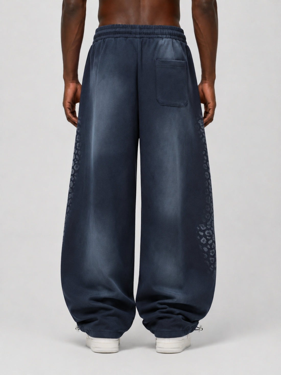 WATERLOO - Baggy Graphic Sweatpants