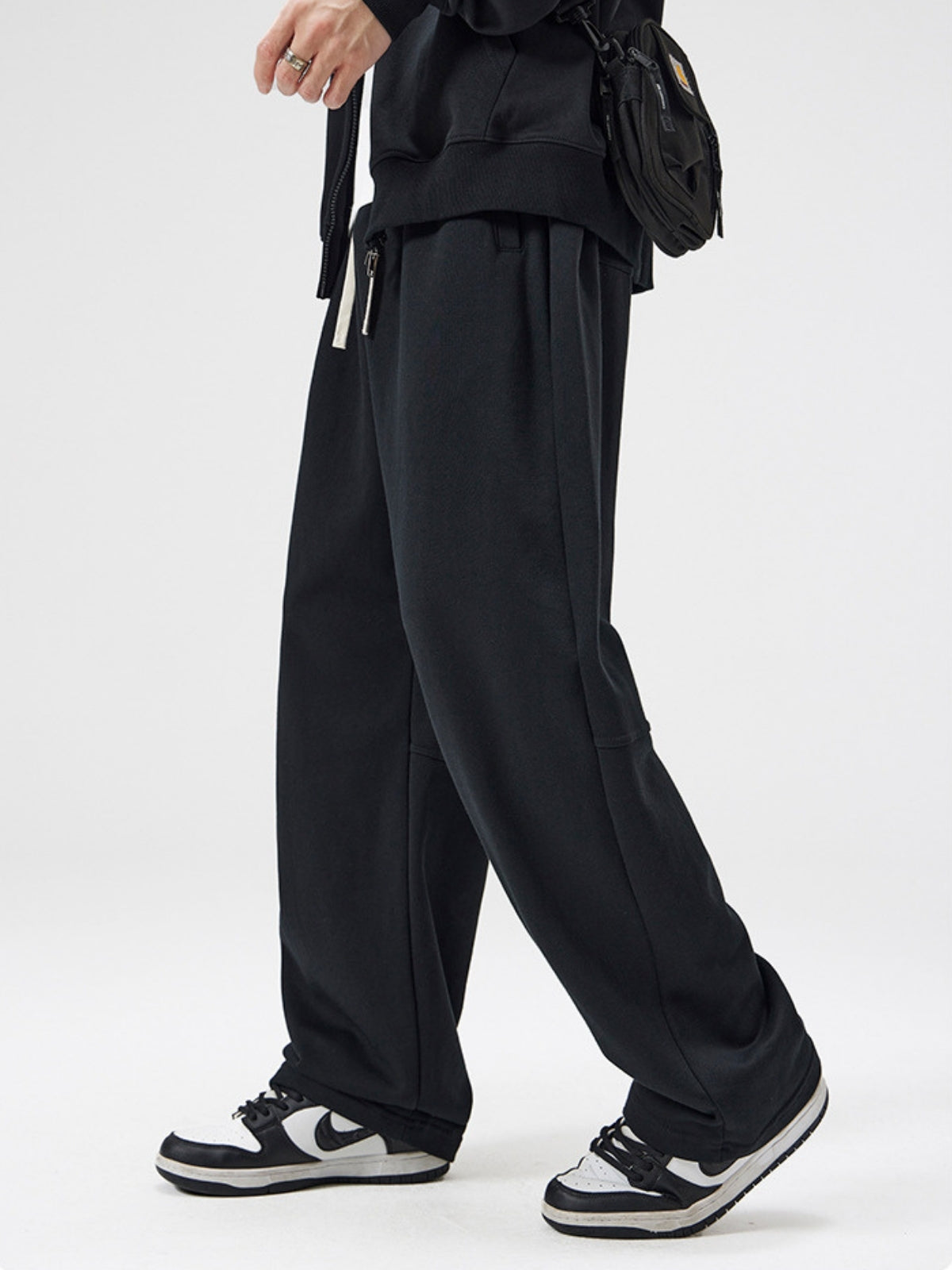 LIMBO - Loose Basic Flared Sweatpants | Teenwear.eu