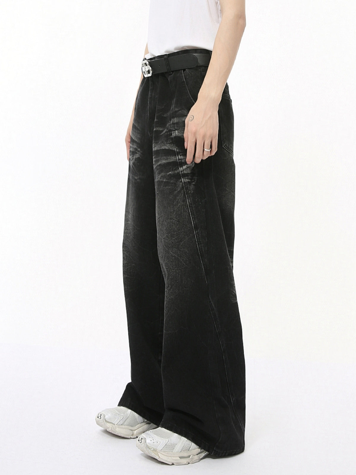 VOIDLINE - Baggy Distressed Basic Jeans | Teenwear.eu