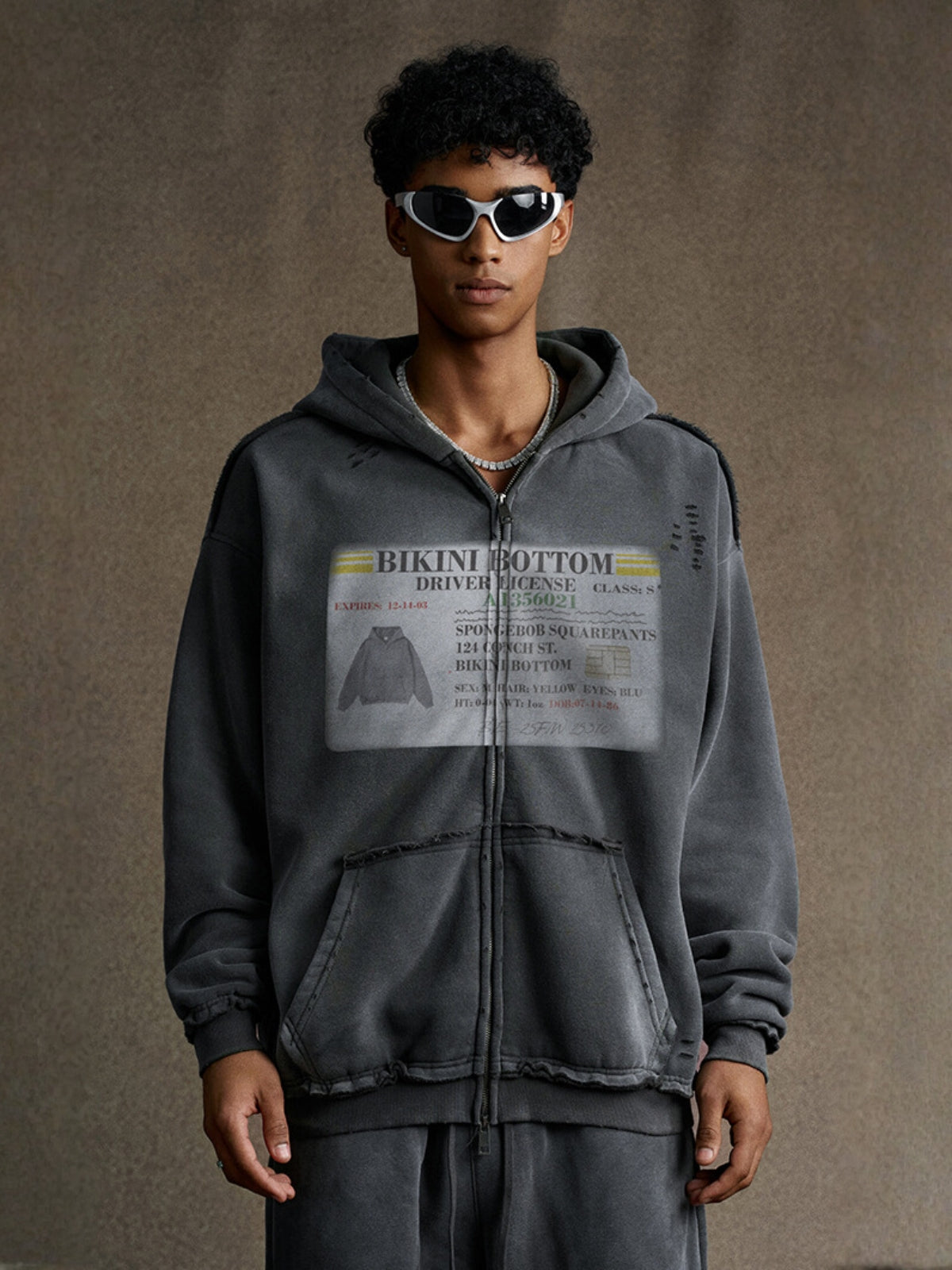 LICENSE - Oversized Print Zip Up Hoodie | Teenwear.eu