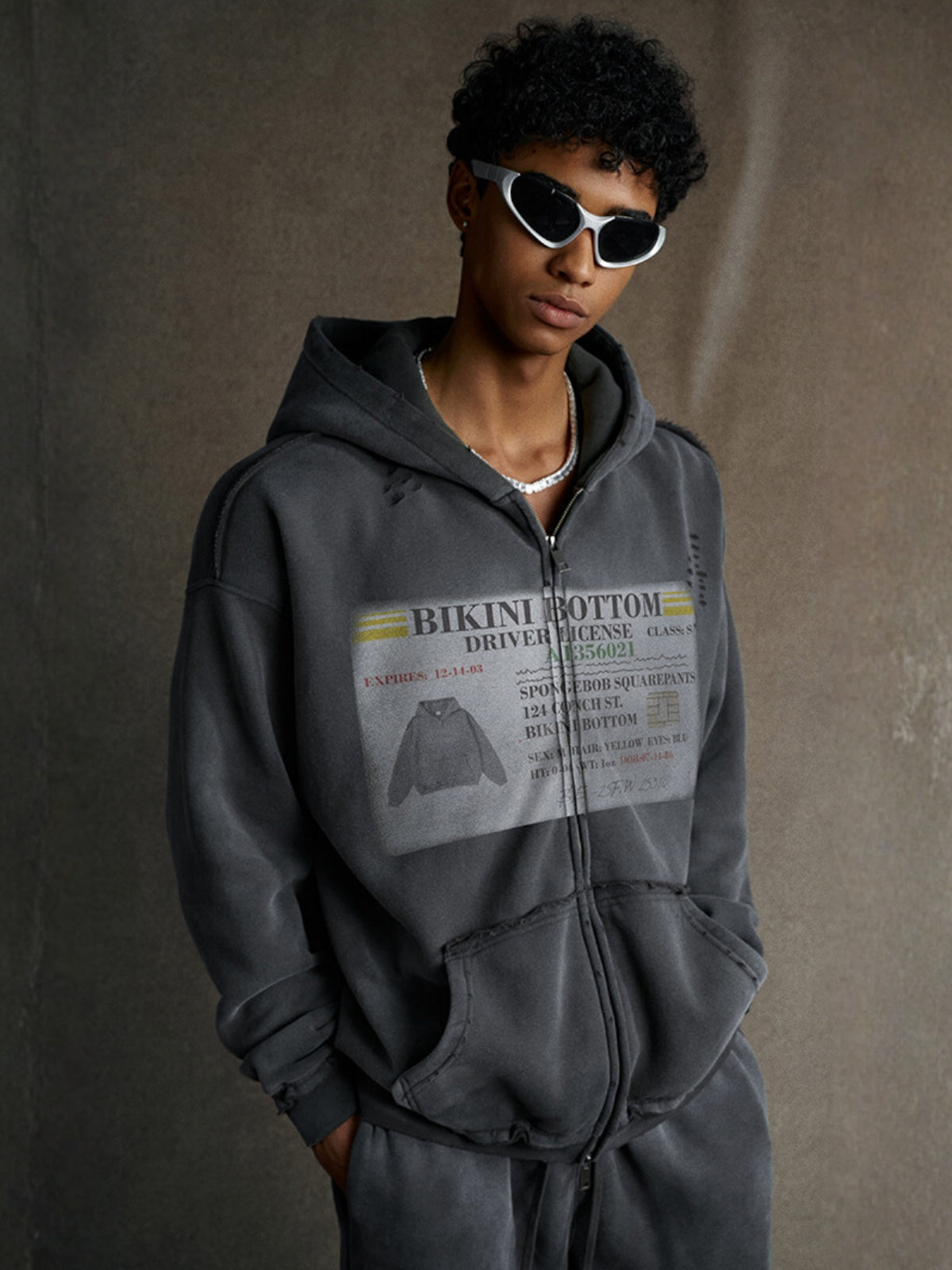 LICENSE - Oversized Print Zip Up Hoodie | Teenwear.eu