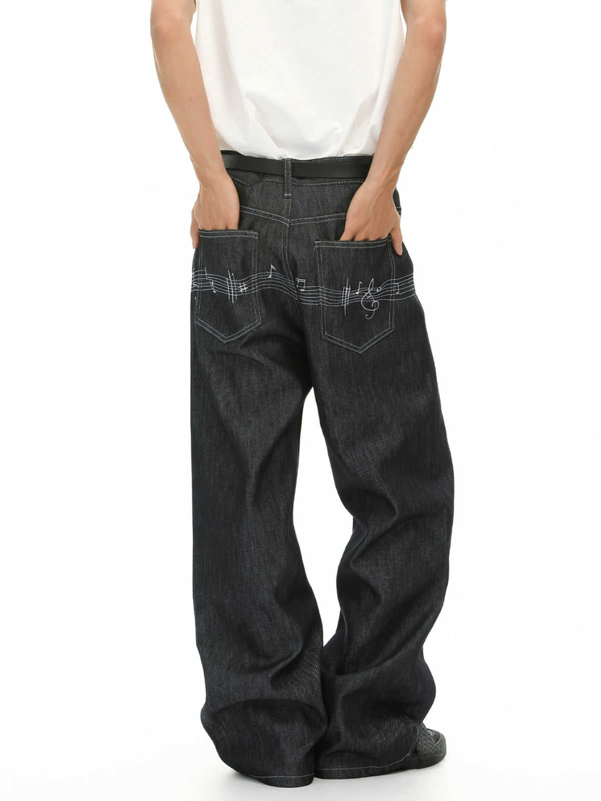 MUSICALY - Baggy Graphic Embroidered Jeans | Teenwear.eu