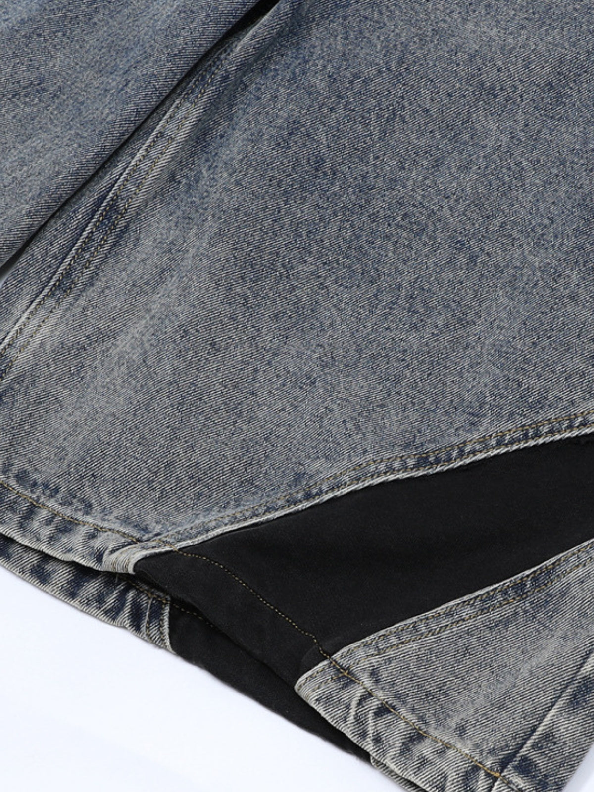 CORTEX – Baggy Embroidered Shorts | Teenwear.eu