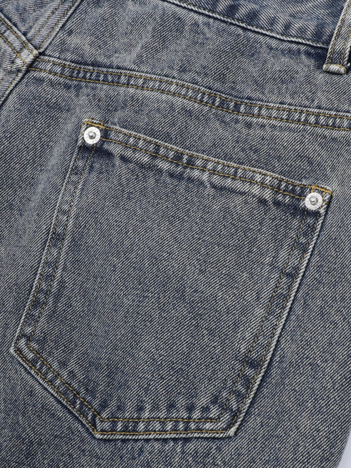 CORTEX – Baggy Embroidered Shorts | Teenwear.eu
