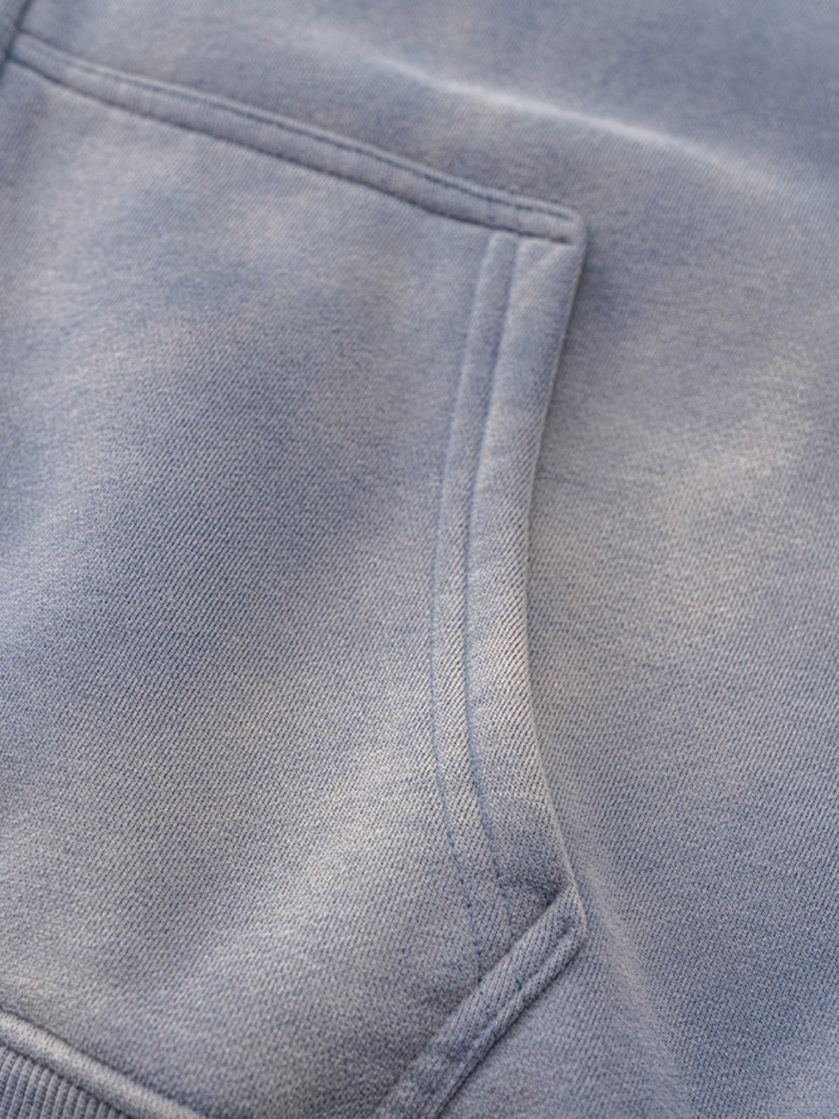 CLOUDY - Premium Oversized Basic Hoodie | Teenwear.eu