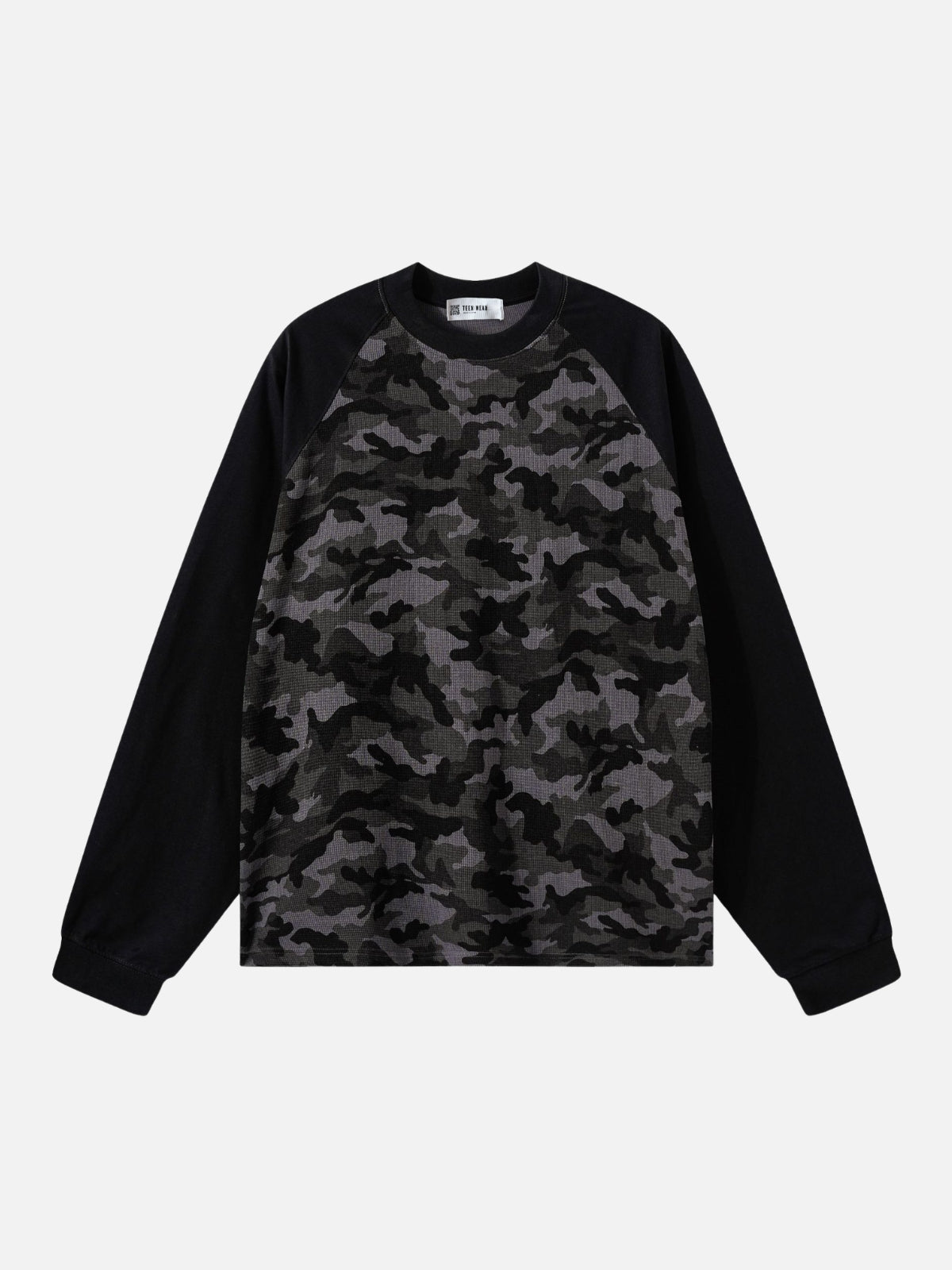 CAMOSTY - Long Sleeve Camo T-Shirt