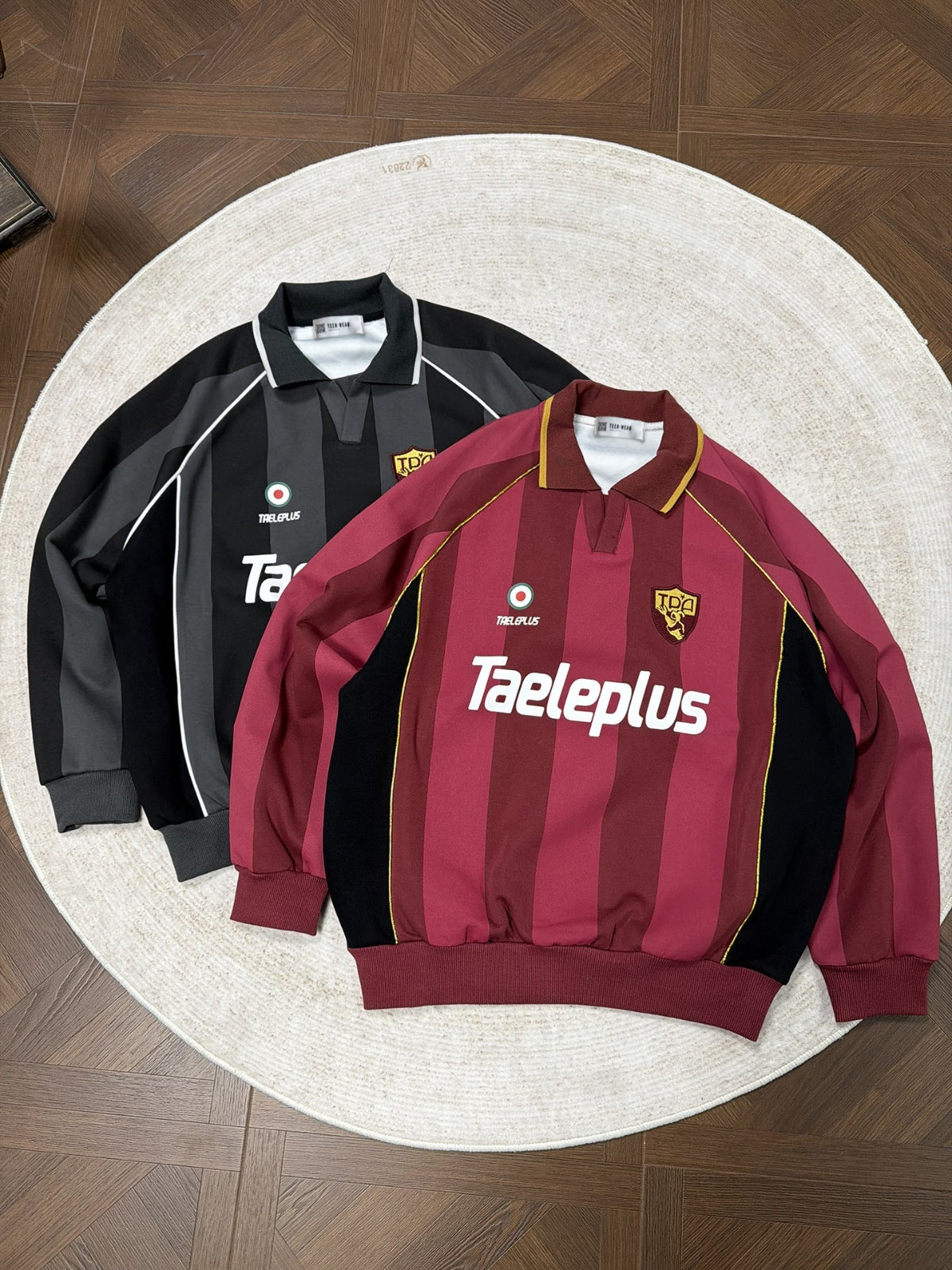 STRIPES - Oversized Graphic Polo Long Sleeve Shirt