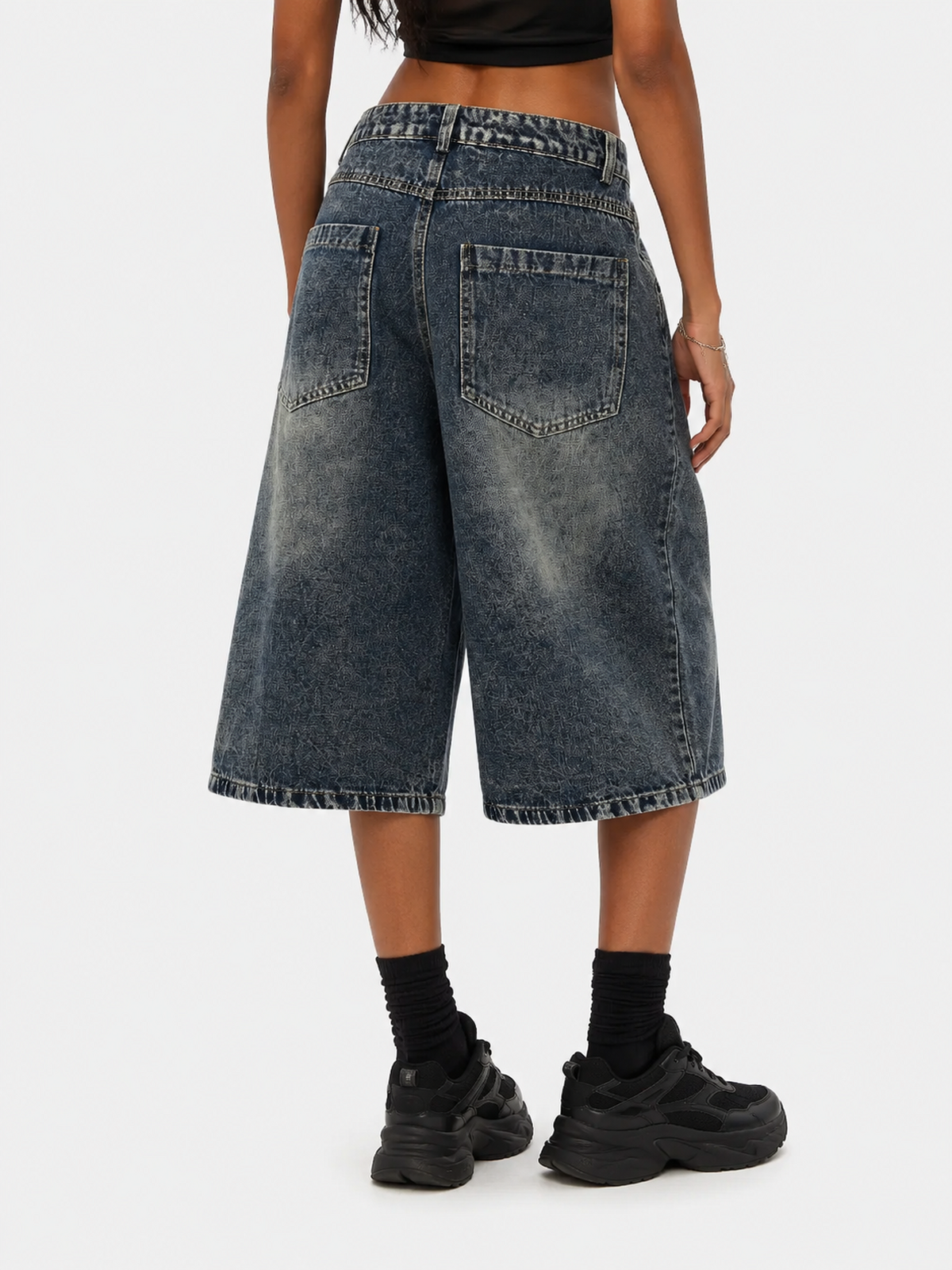 STARY - Baggy Denim Graphic Jorts | Teenwear.eu